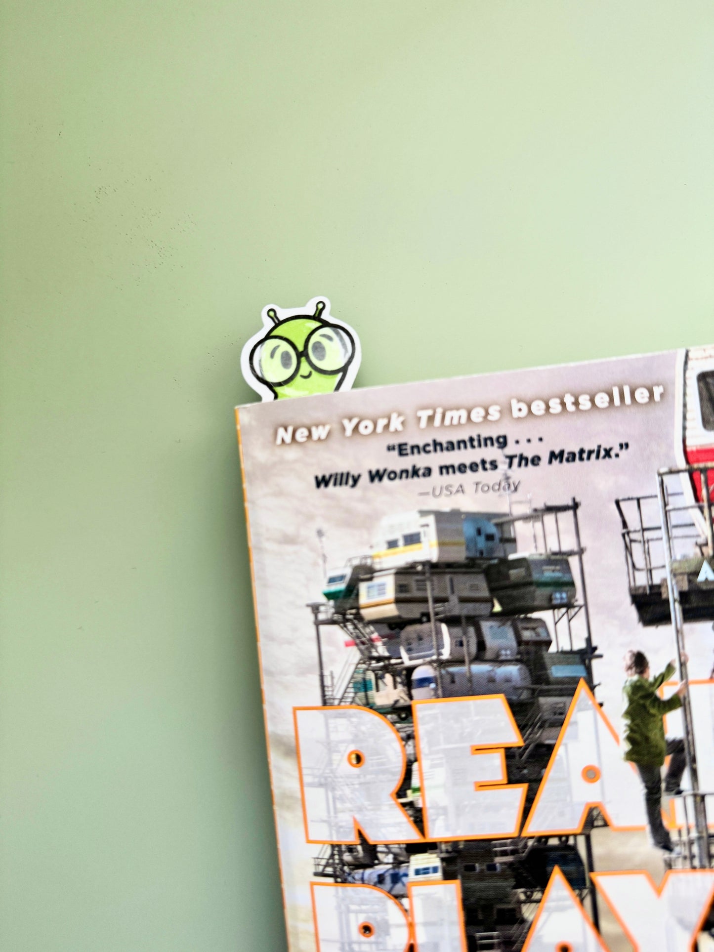 Bookworm Mini Bookmark